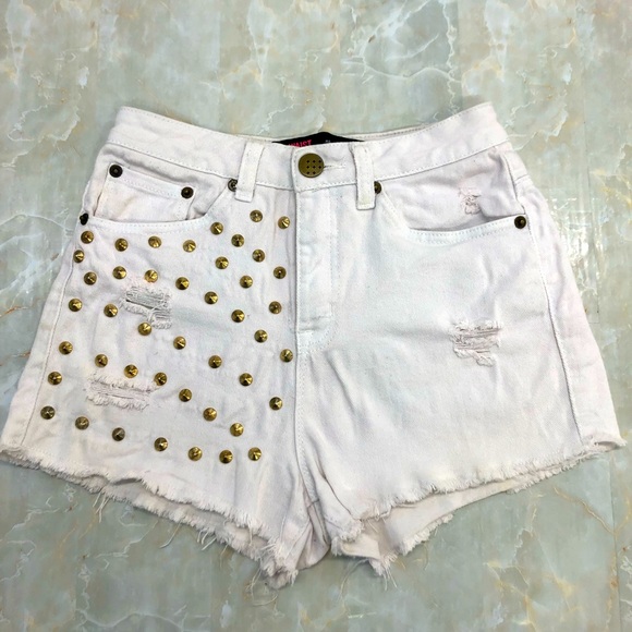 High Rise White Jeans Studded Shorts, Size 3 - Picture 1 of 6